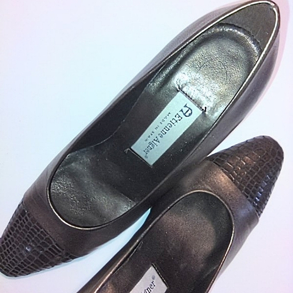 ETIENNE AIGNER, 2 toned women's leather pumps (Bronze/Gold mix)